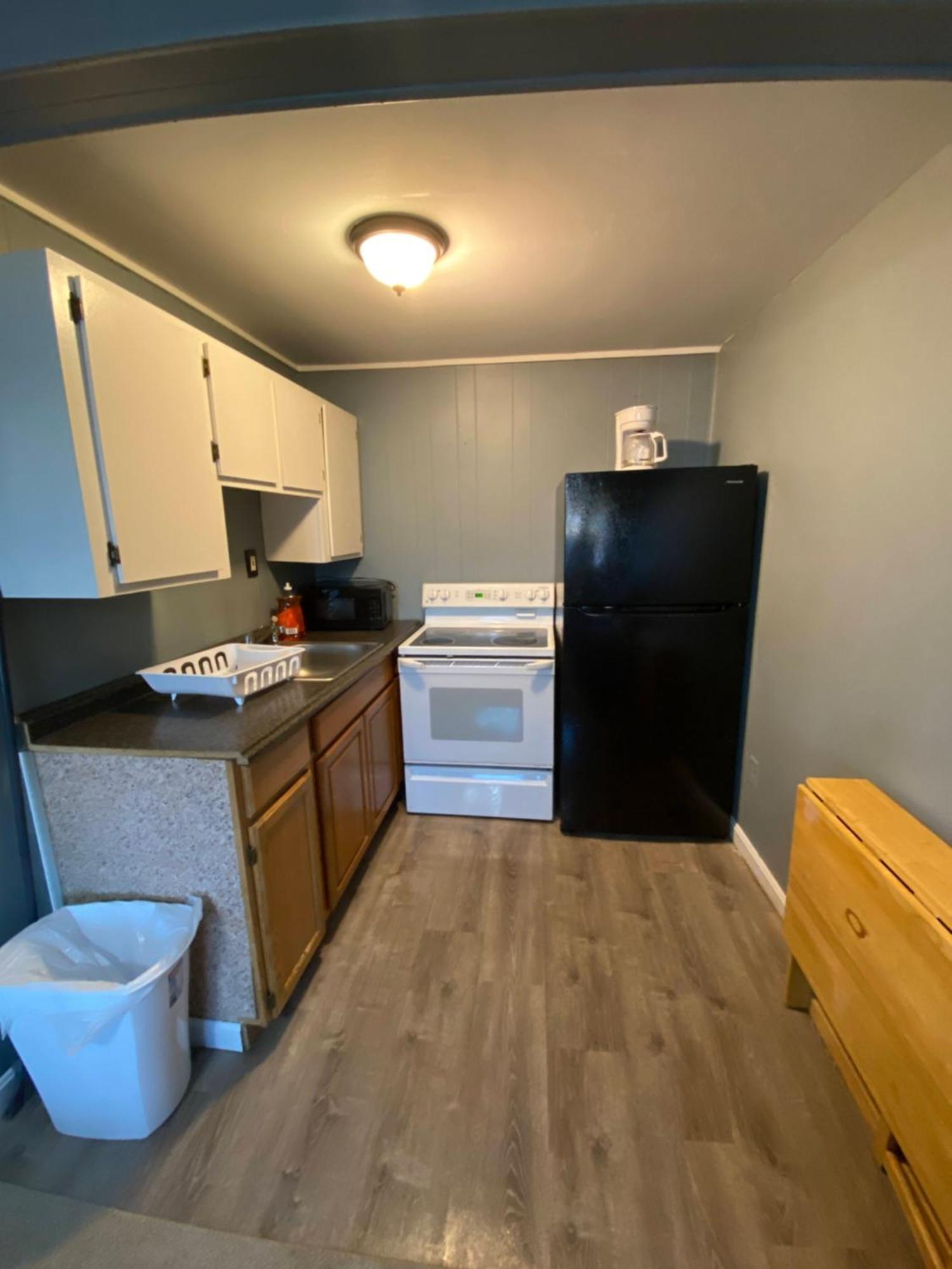 המפטון 23 B St Apartments מראה חיצוני תמונה
