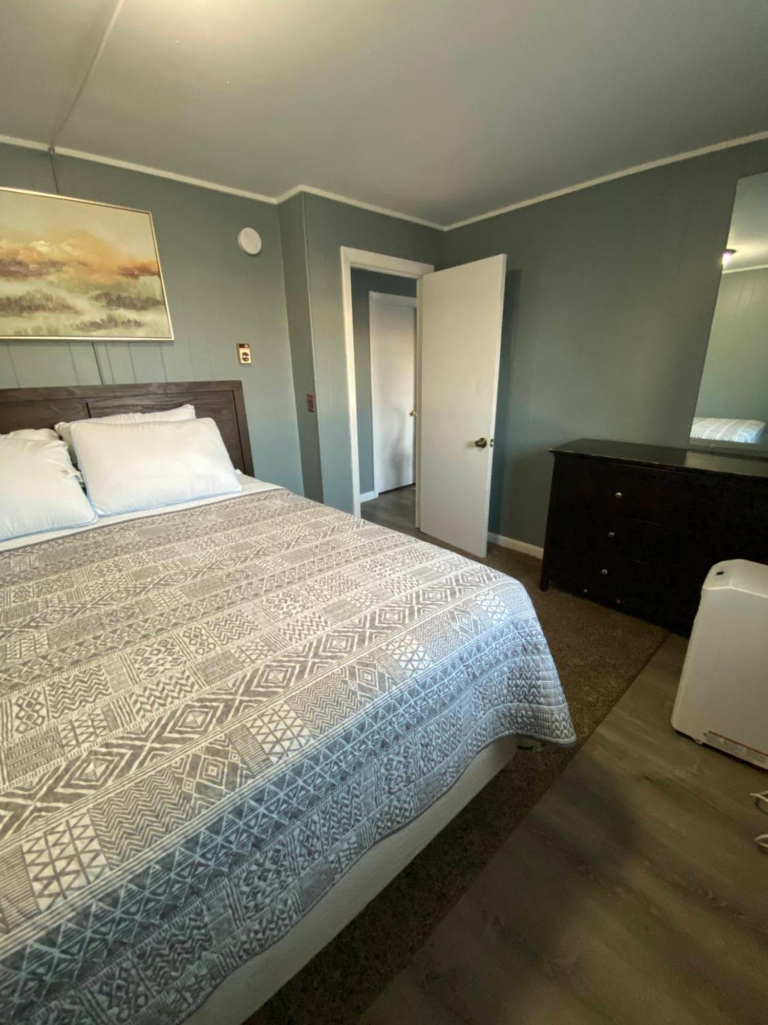 המפטון 23 B St Apartments מראה חיצוני תמונה