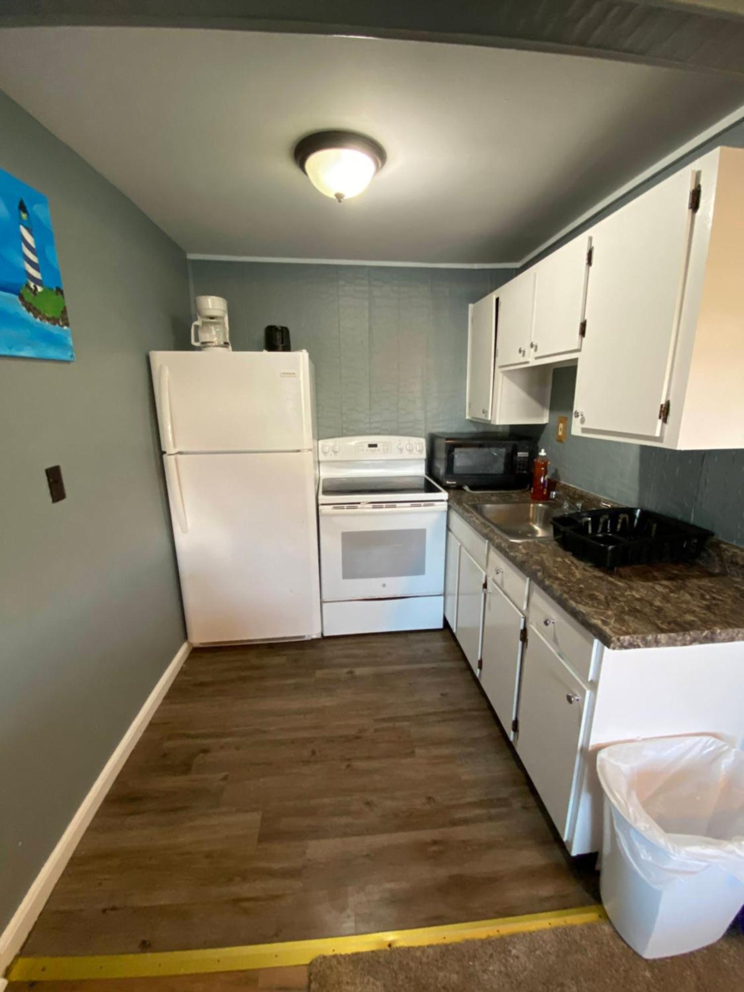 המפטון 23 B St Apartments מראה חיצוני תמונה