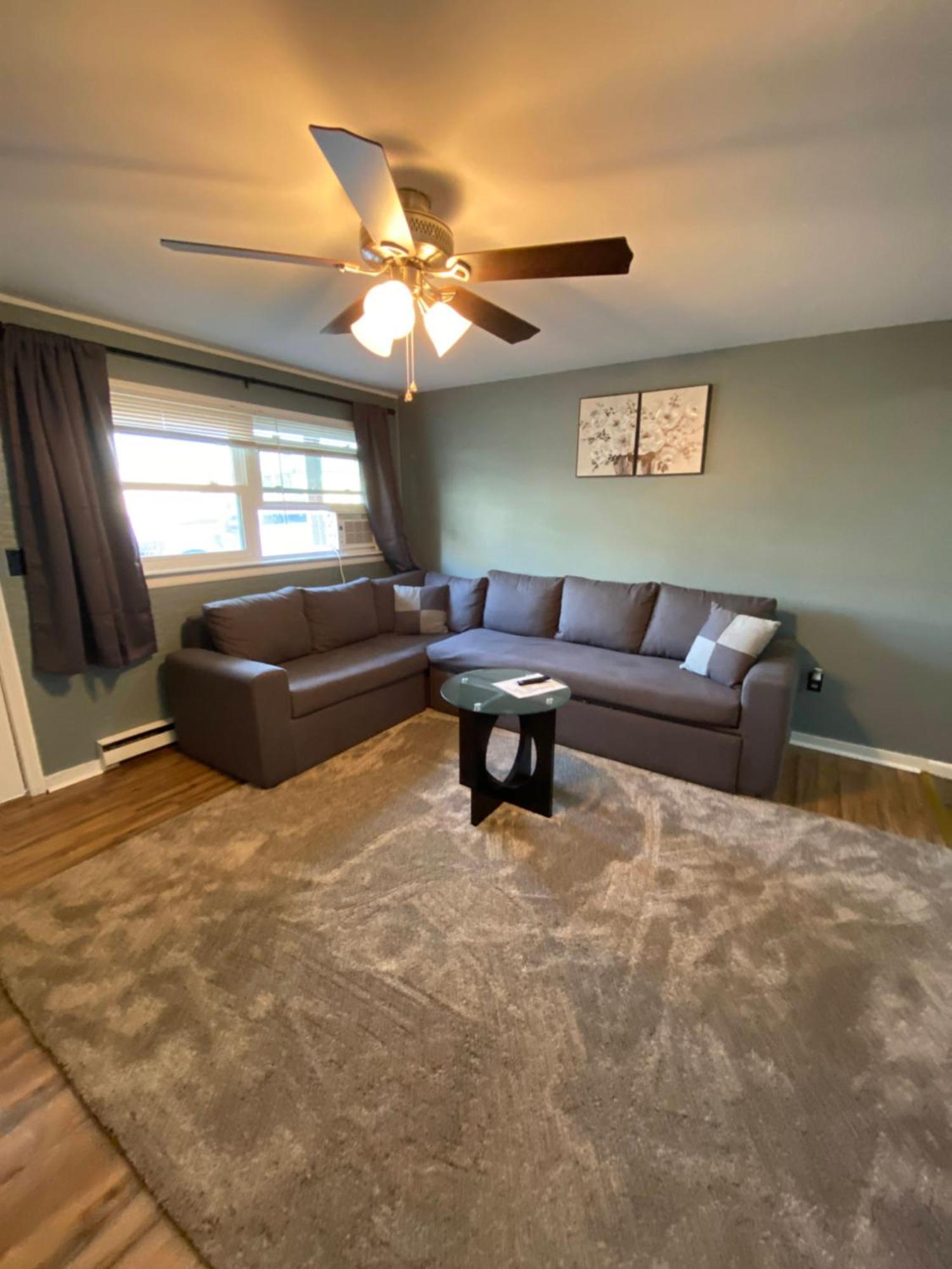 המפטון 23 B St Apartments מראה חיצוני תמונה