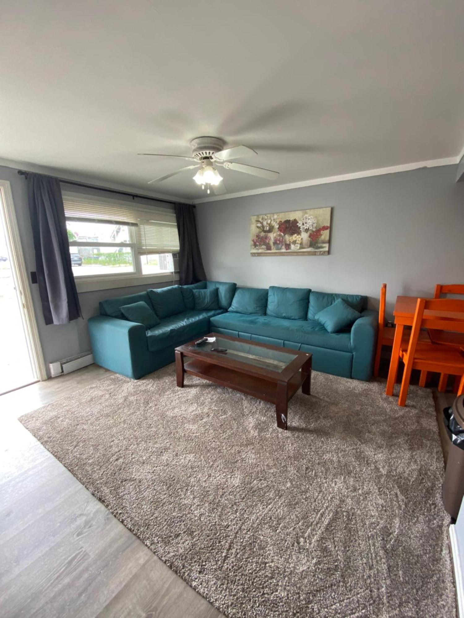 המפטון 23 B St Apartments מראה חיצוני תמונה
